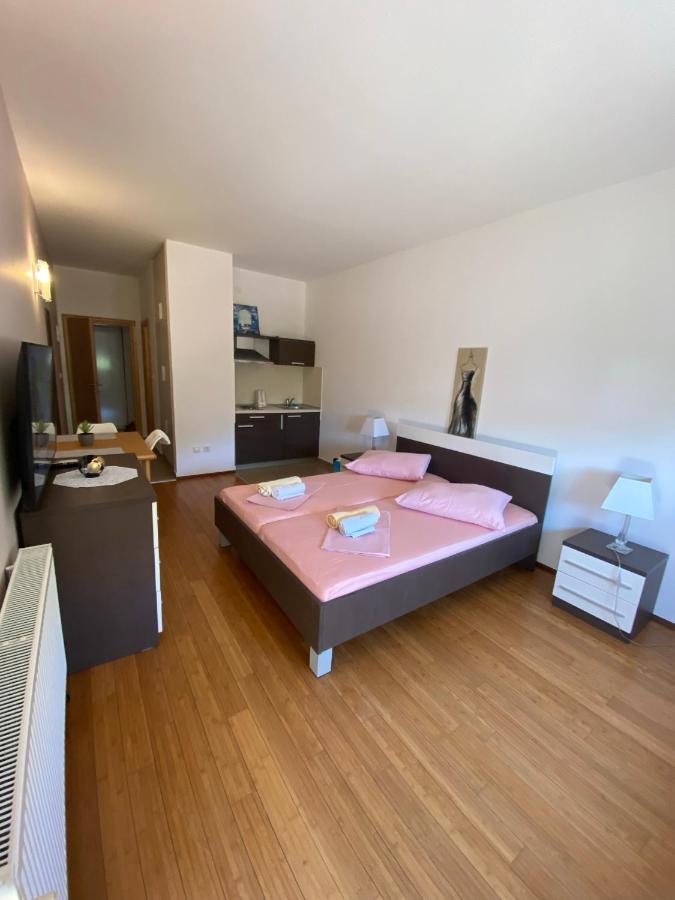 Apartments San Monte Podstrana Eksteriør bilde